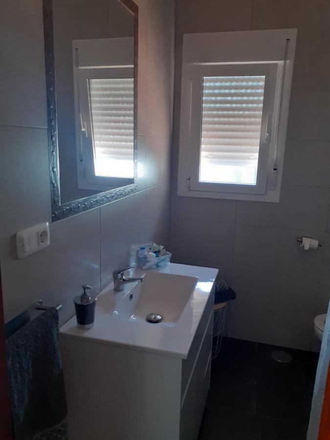 סהרה דה לה סיירה Casa Rural Plaza Zahara Buenas Vistas מראה חיצוני תמונה